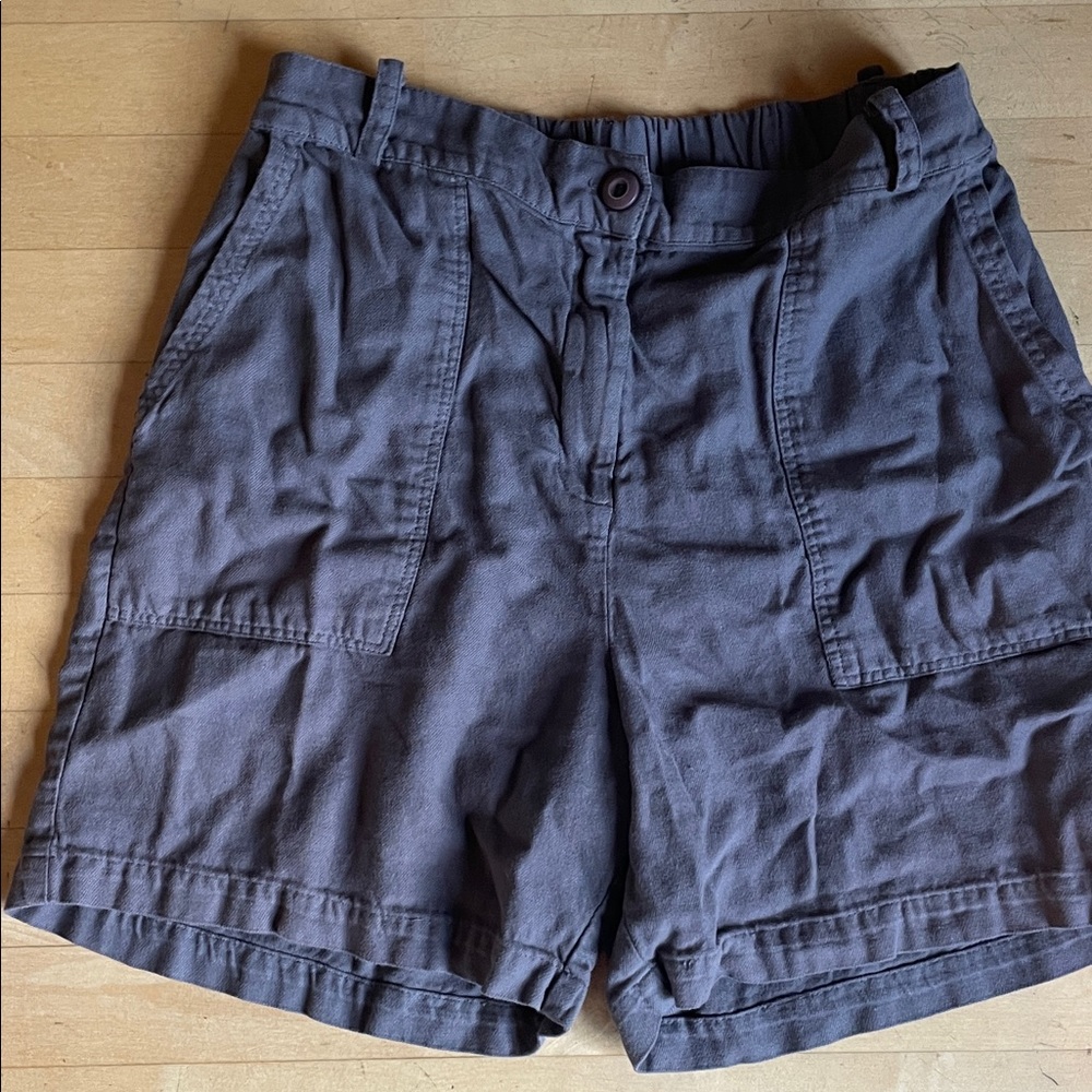Monrow Women's Charcoal Cargo Shorts